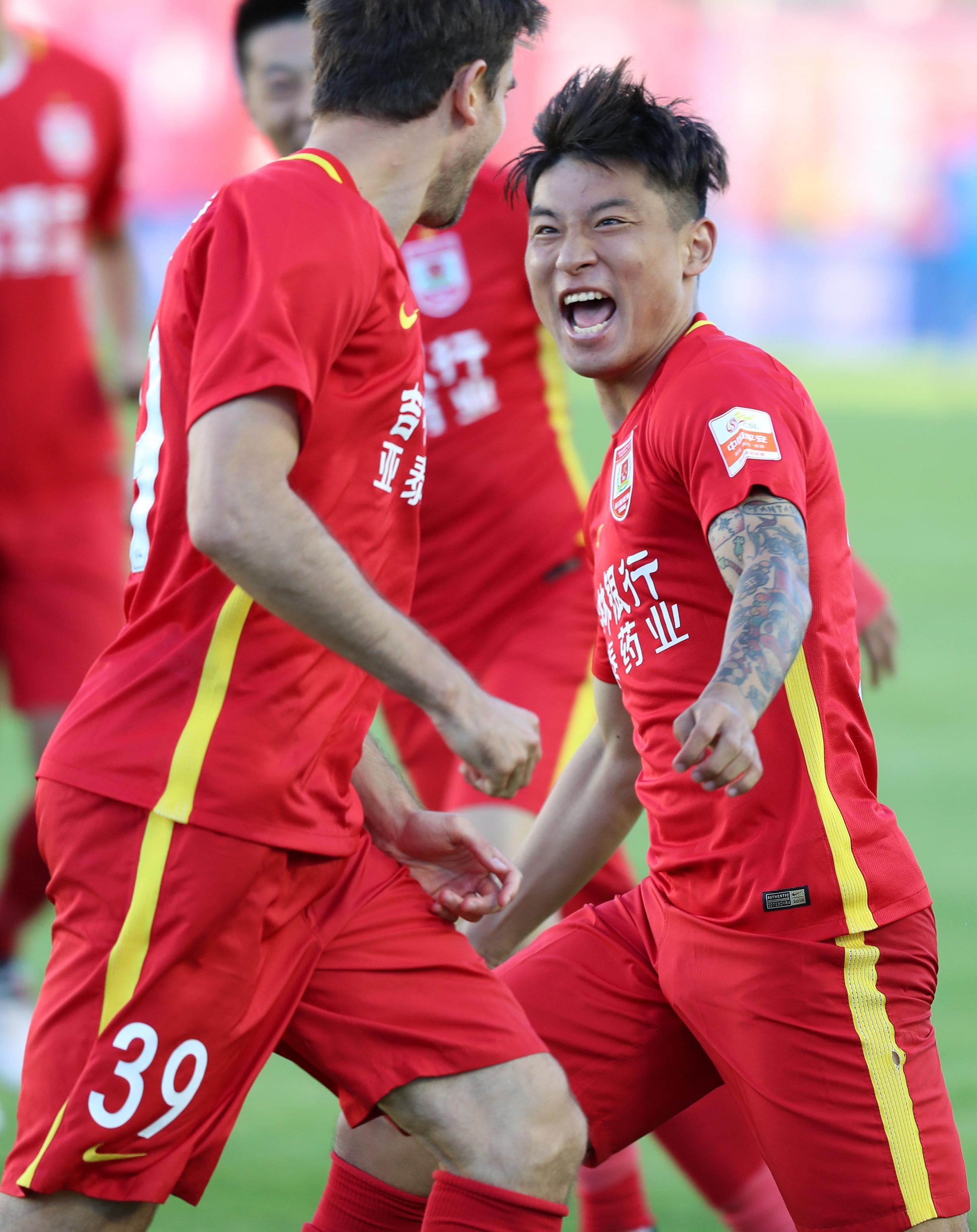 恒丰主场大胜华夏幸福，死灰复燃
