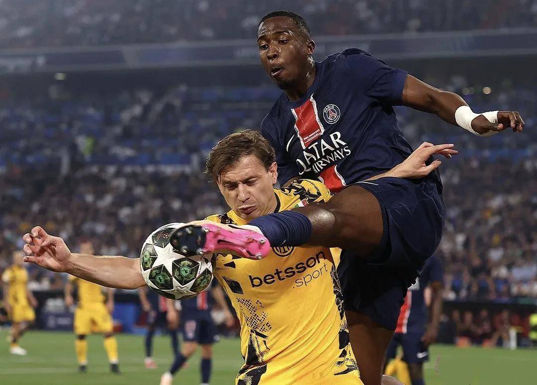 开云体育官方网站-巴黎圣日耳曼队再次在客场获胜，领先优势扩大