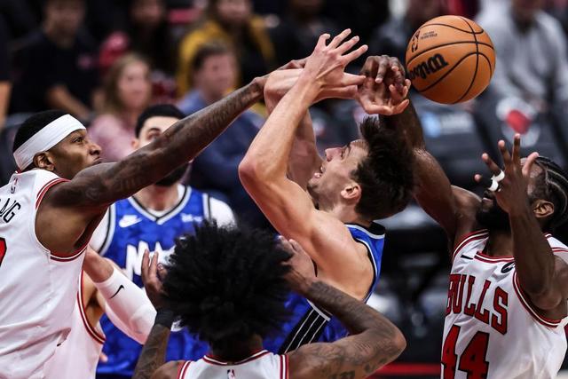 云南队迅速崛起,成为新赛季黑马 云南队迅速崛起,成为新赛季黑马