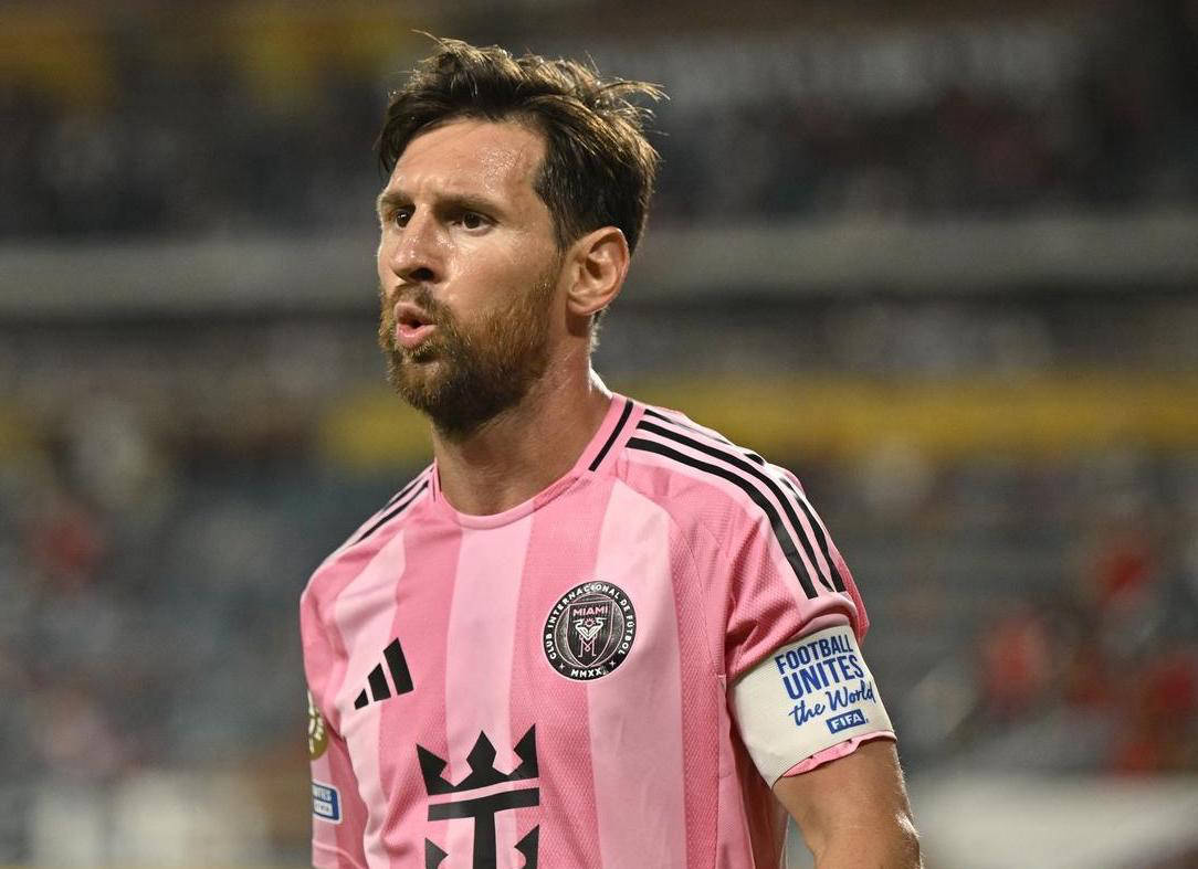 梅西寻求与球队合作更深层次的交流 梅西寻求与球队合作更深层次的交流