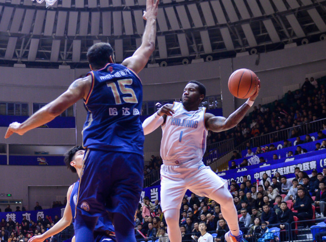 G2血洗HLE,Ming打出惊人五杀宿敌对决全球总决赛,技惊四座 G2血洗HLE,Ming打出惊人五杀宿敌对决全球总决赛,技惊四座