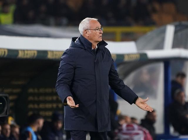 意甲前锋因违纪受罚,球队管理层严肃处理 意甲前锋因违纪受罚,球队管理层严肃处理