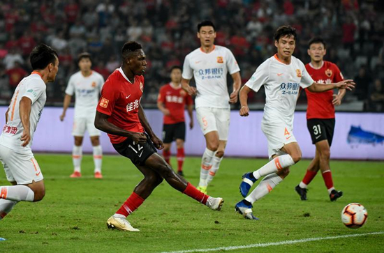 深圳佳兆业客场不敌武汉卓尔,遭遇失利 深圳佳兆业客场不敌武汉卓尔,遭遇失利